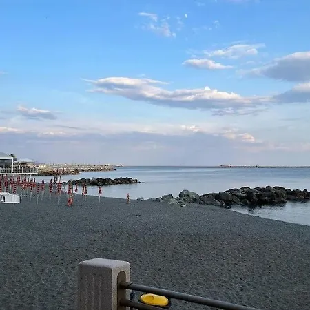 Apartment Brezza Marina 3021 Genoa